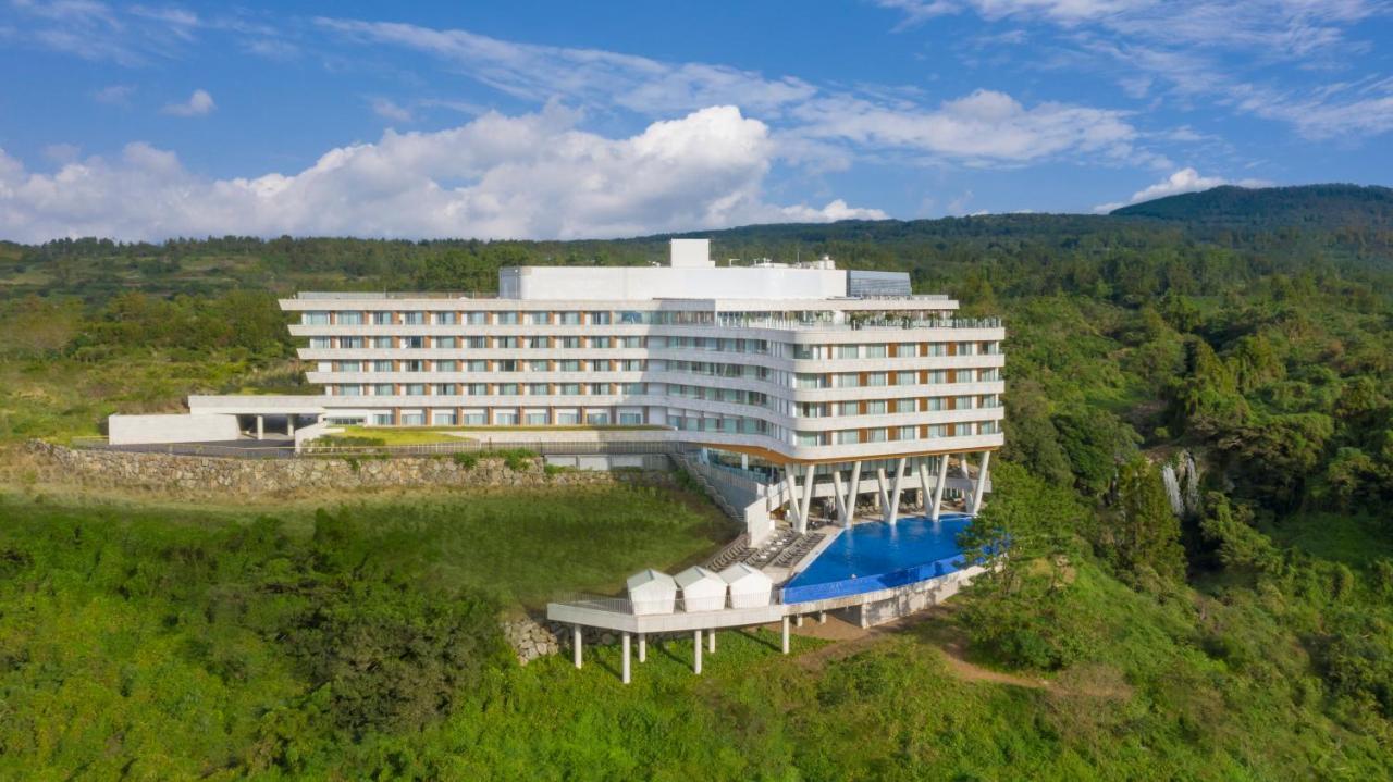 Hidden Cliff Hotel And Nature Seogwipo Exterior photo